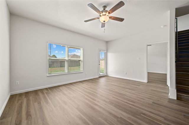 1361 Violet LN, Kyle, TX 78640