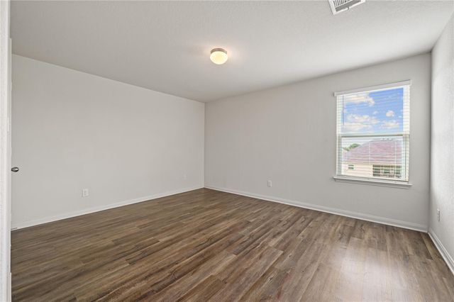 1361 Violet LN, Kyle, TX 78640