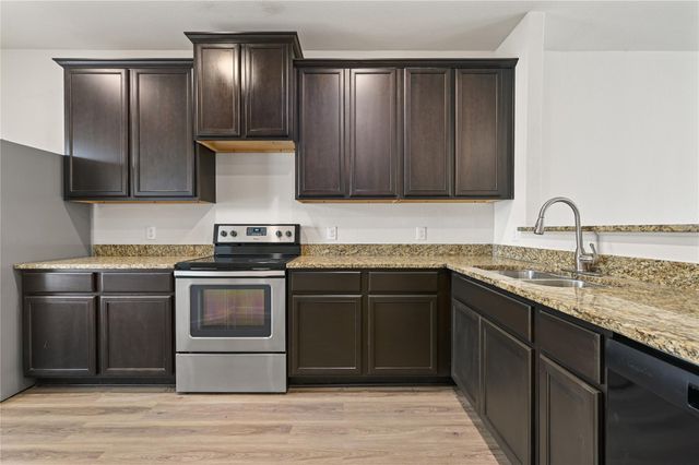 1361 Violet LN, Kyle, TX 78640