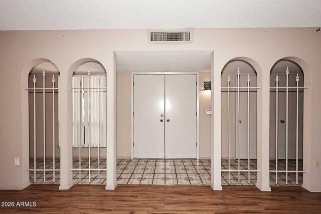 9901 W PEORIA Avenue, Sun City, AZ 85351