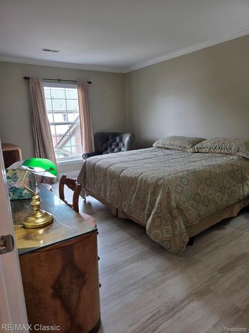 3391 Tremonte Circle S Suite 100, Oakland Charter Township, MI 48306