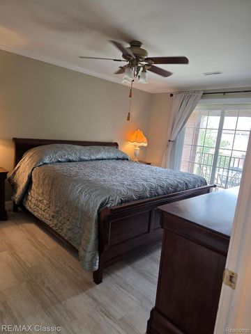 3391 Tremonte Circle S Suite 100, Oakland Charter Township, MI 48306