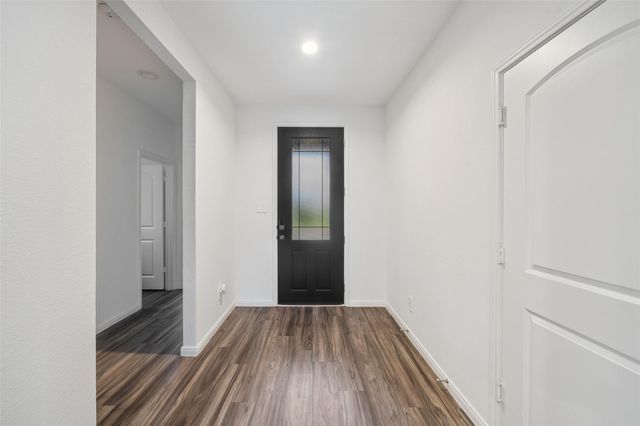 934 Youth Water Road, Montgomery, TX 77316