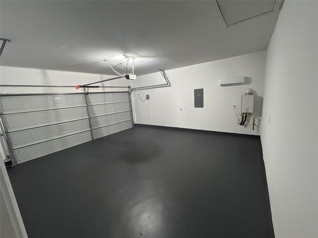 934 Youth Water Road, Montgomery, TX 77316