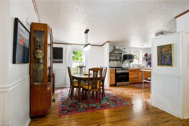 1007 High Rock Shores Drive, Lexington, NC 27292