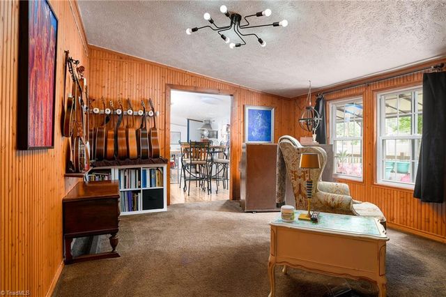 1007 High Rock Shores Drive, Lexington, NC 27292