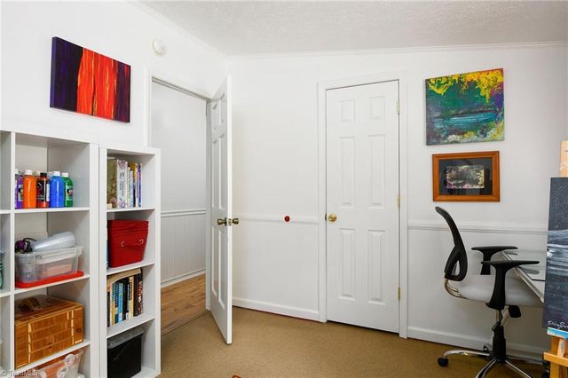 1007 High Rock Shores Drive, Lexington, NC 27292