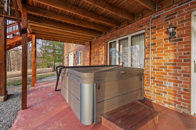 1207 Edgewater Road, Horseshoe Bend, AR 72512