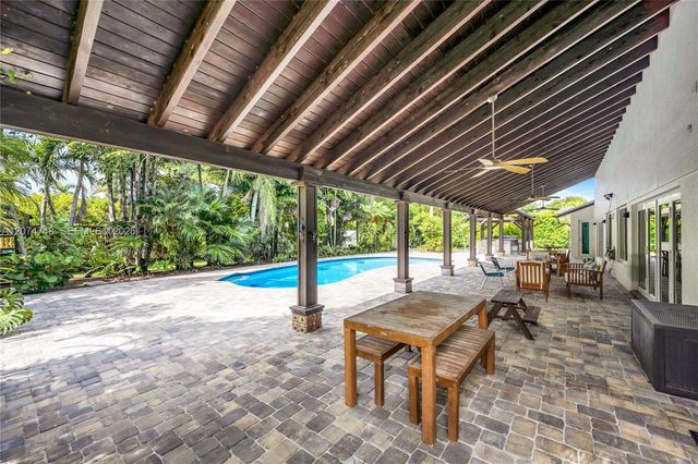 8440 SW 182nd Terrace, Palmetto Bay, FL 33157