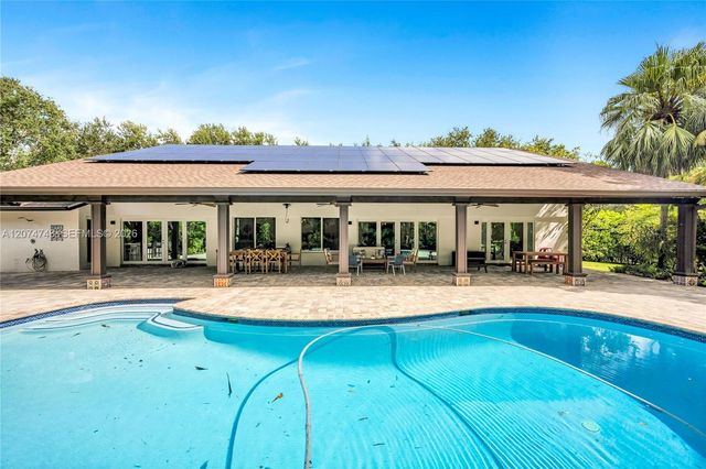 8440 SW 182nd Terrace, Palmetto Bay, FL 33157