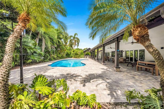 8440 SW 182nd Terrace, Palmetto Bay, FL 33157
