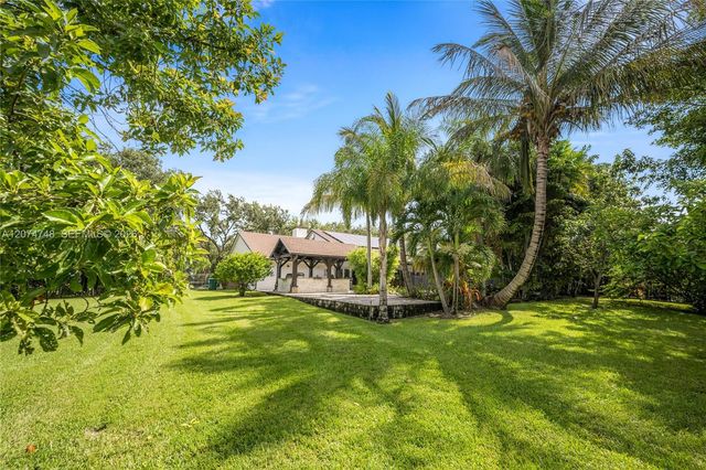8440 SW 182nd Terrace, Palmetto Bay, FL 33157