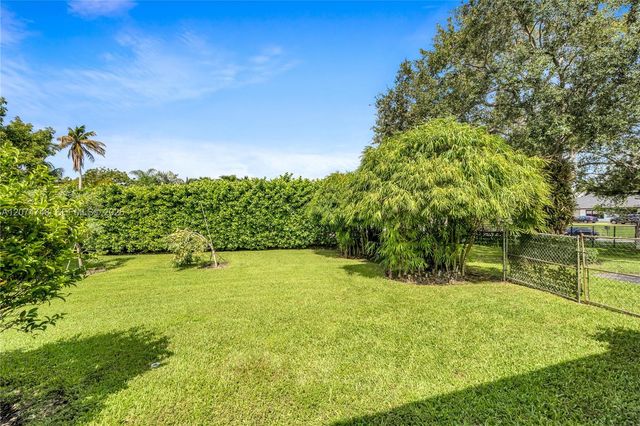 8440 SW 182nd Terrace, Palmetto Bay, FL 33157