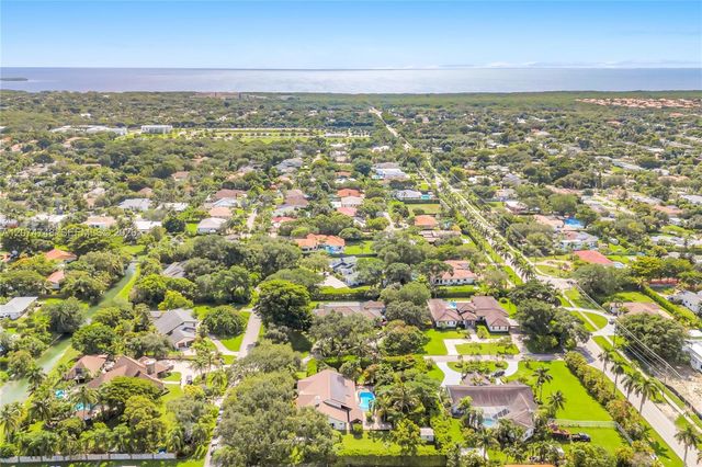 8440 SW 182nd Terrace, Palmetto Bay, FL 33157