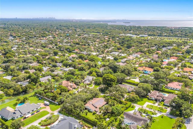 8440 SW 182nd Terrace, Palmetto Bay, FL 33157