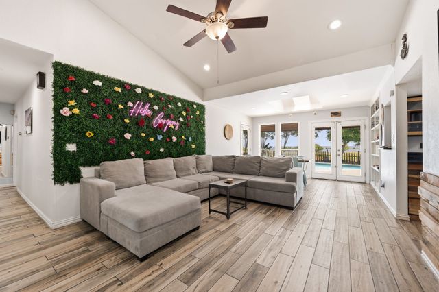 5402 Peninsula Way, Garland, TX 75043