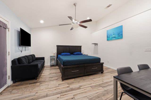 5402 Peninsula Way, Garland, TX 75043