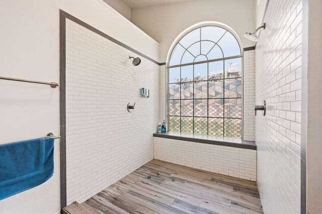 5402 Peninsula Way, Garland, TX 75043