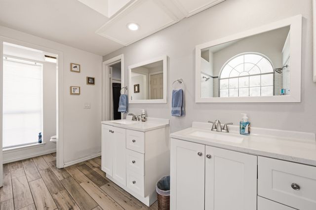 5402 Peninsula Way, Garland, TX 75043