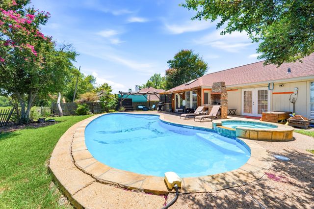 5402 Peninsula Way, Garland, TX 75043