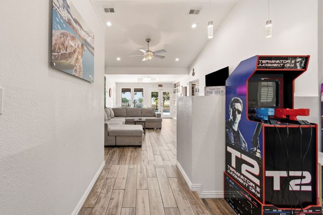5402 Peninsula Way, Garland, TX 75043