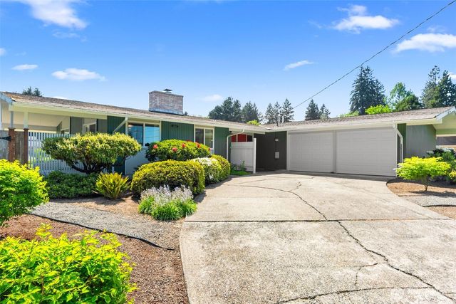 3611 Central Street Ct SE, Olympia, WA 98501