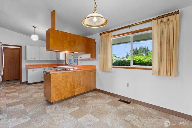 3611 Central Street Ct SE, Olympia, WA 98501
