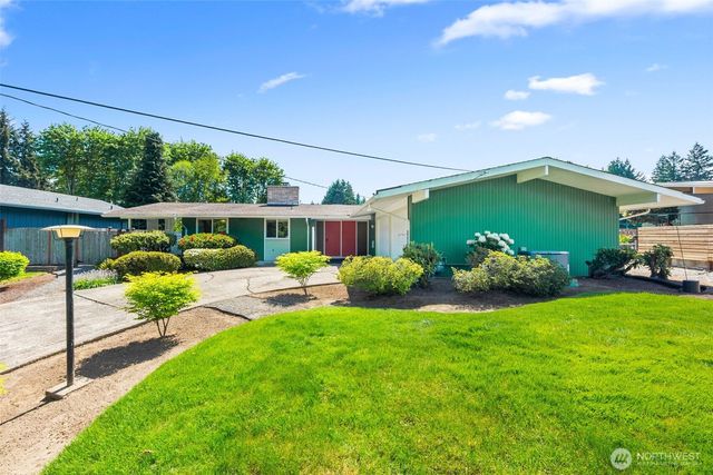 3611 Central Street Ct SE, Olympia, WA 98501