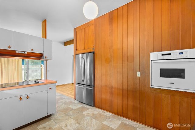 3611 Central Street Ct SE, Olympia, WA 98501