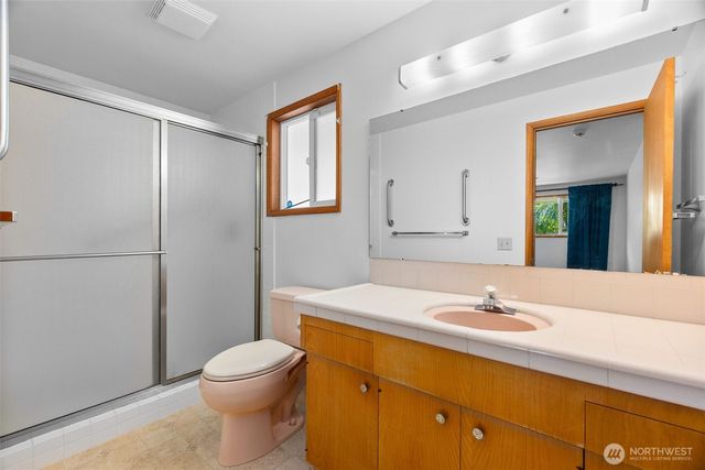 3611 Central Street Ct SE, Olympia, WA 98501