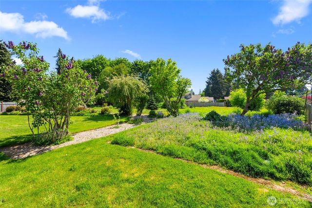 3611 Central Street Ct SE, Olympia, WA 98501
