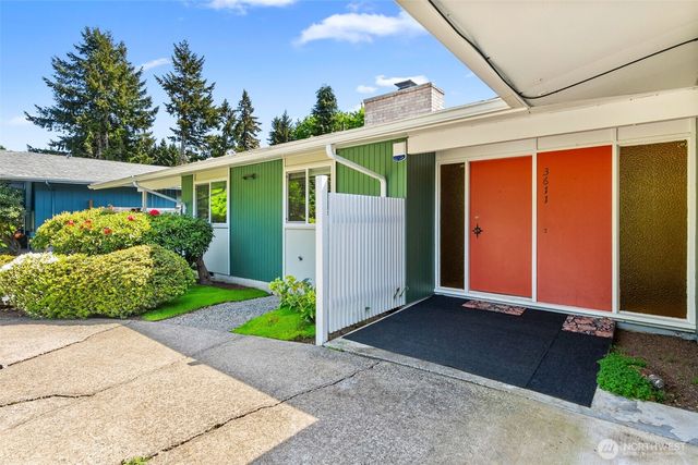 3611 Central Street Ct SE, Olympia, WA 98501