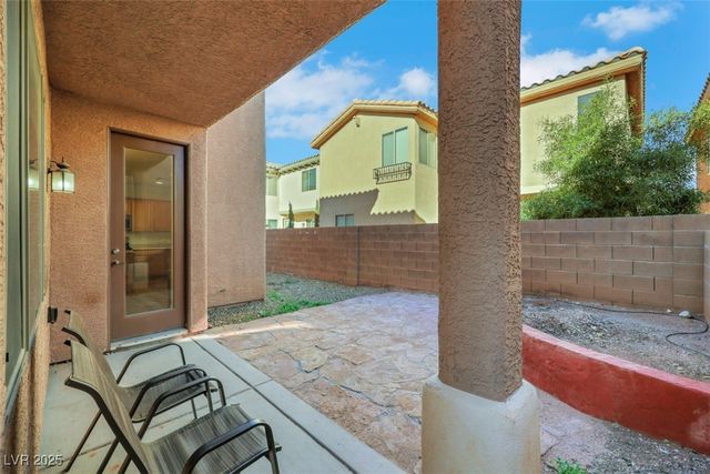8048 Sundance Valley Drive, Las Vegas, NV 89178