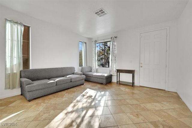 8048 Sundance Valley Drive, Las Vegas, NV 89178