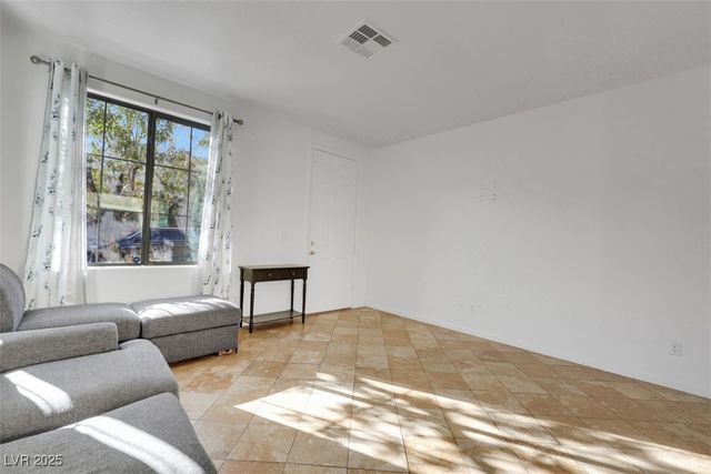 8048 Sundance Valley Drive, Las Vegas, NV 89178