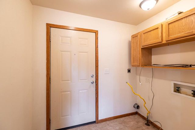 2042 Liberty STREET, La Crosse, WI 54603