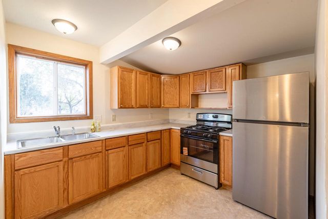 2042 Liberty STREET, La Crosse, WI 54603