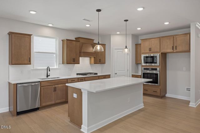 428 Golden Dragonfly Street, Wake Forest, NC 27587