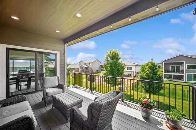 10154 Bolton Place, West Des Moines, IA 50266