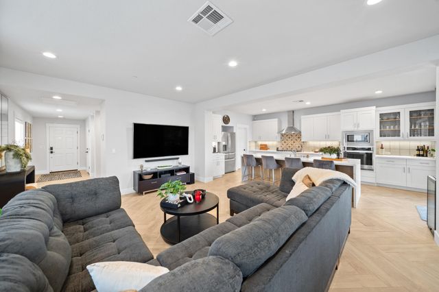 6500 Bandito Drive, Redding, CA 96003