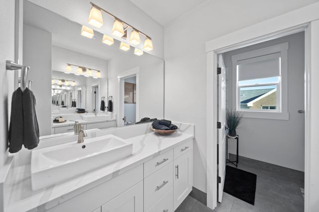 6500 Bandito Drive, Redding, CA 96003