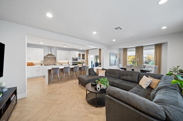 6500 Bandito Drive, Redding, CA 96003