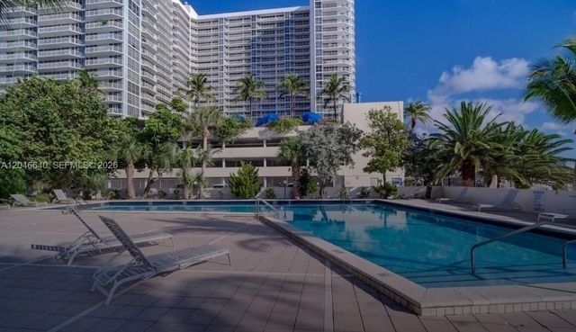 7545 E Treasure Dr 3I, North Bay Village, FL 33141