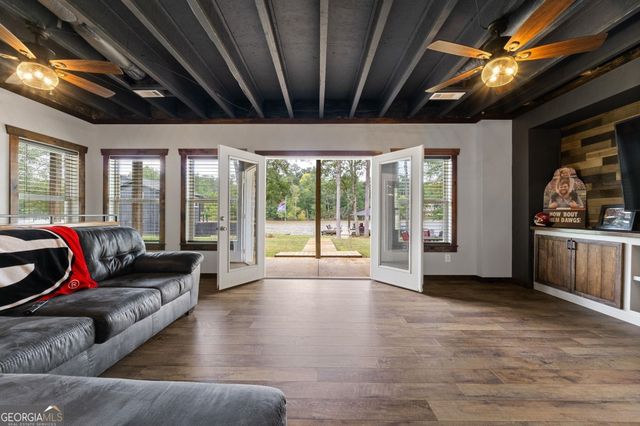 660 Doe Lane, Mansfield, GA 30055