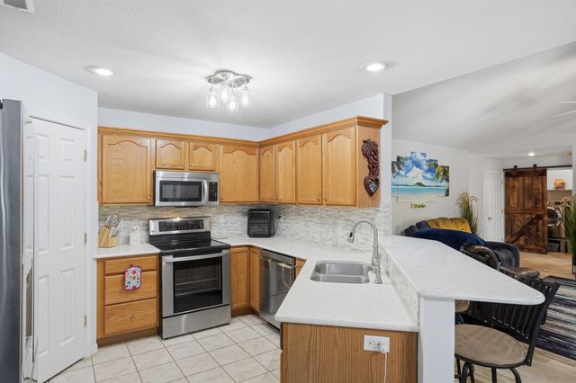 4610 WREN WOOD DR, Columbia, MO 65202