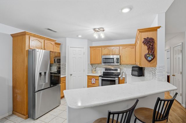 4610 WREN WOOD DR, Columbia, MO 65202