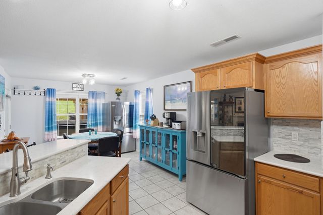 4610 WREN WOOD DR, Columbia, MO 65202