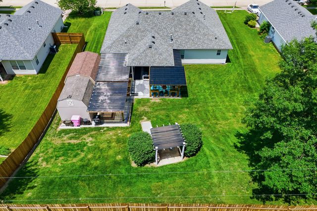 4610 WREN WOOD DR, Columbia, MO 65202