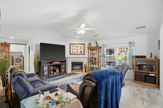 4610 WREN WOOD DR, Columbia, MO 65202
