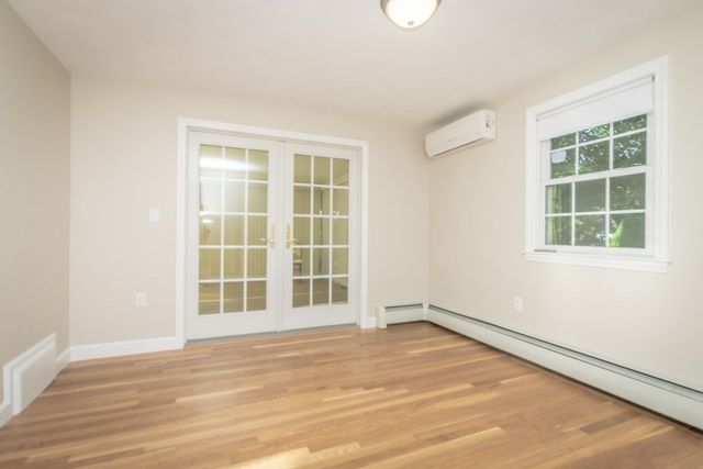 38 Guild St 1, Lowell, MA 01852